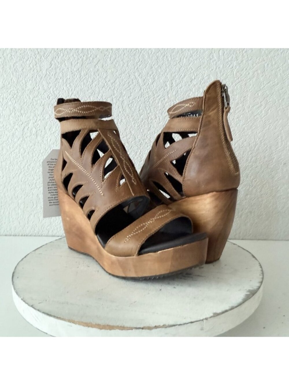 Lane Becca Brown Wedge Sandals Womens 9.5 Western Wooden Heel Leather Zipper